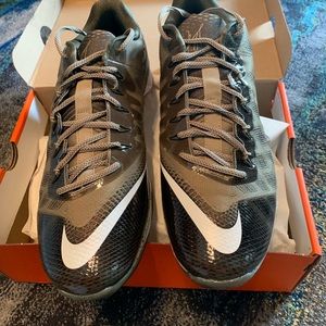 Nike CJ3 Fly Weave Trainer